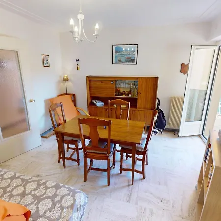 2p Calme En Centre-ville Avec Balcon, Proche Plages Et Commerces - Fr-1-196-345