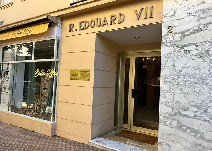 Climatise Avec Balcon, Centre - Fr-1-196-345 * مينتون